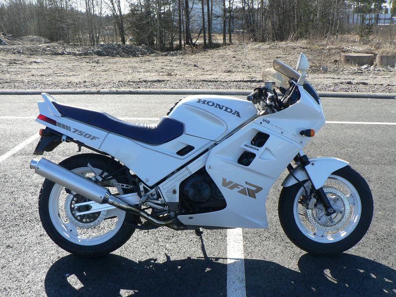 1987 Honda VFR750F RC24 sport bike