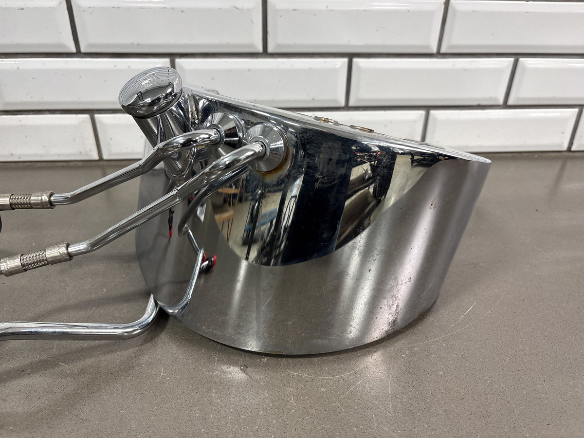 04-06 Harley Heritage Softail Classic FLSTC FLSTCI Oil Tank Chrome OEM 62498-00A