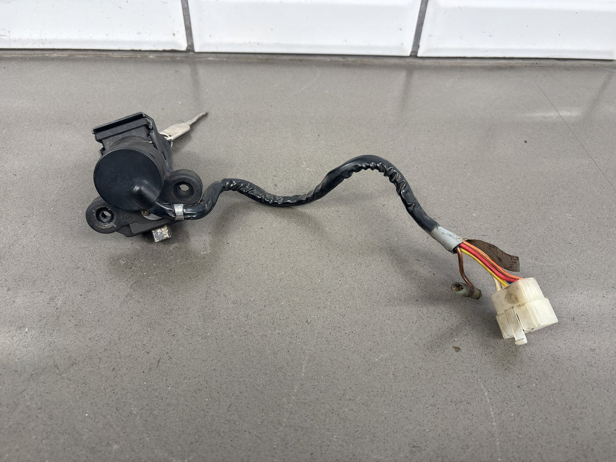 1990-1993 Kawasaki ZX-11 ZX1100C Lockset Ignition Switch Gas Cap Seat Lock Key