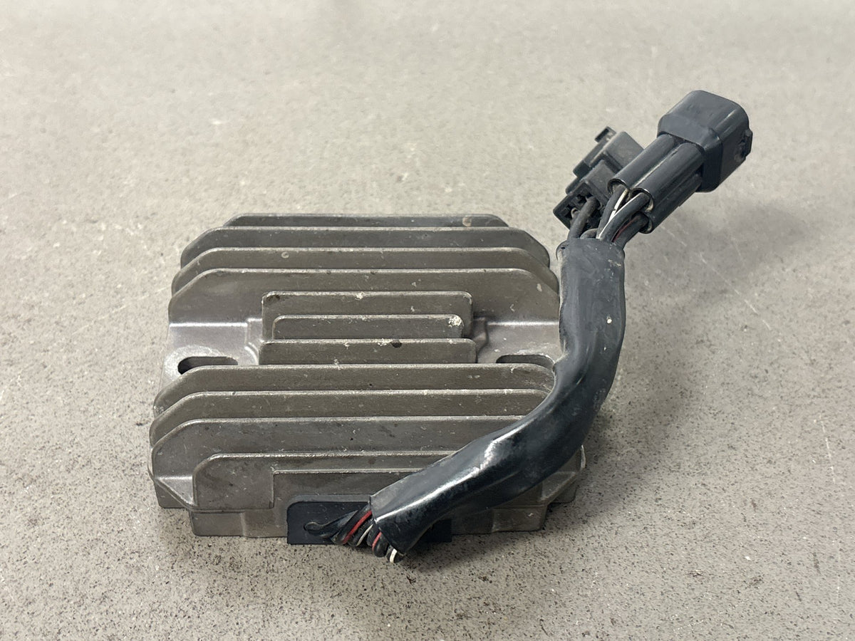 03-07 Suzuki SV650 SV650S Regulator Rectifier OEM 32800-16G00
