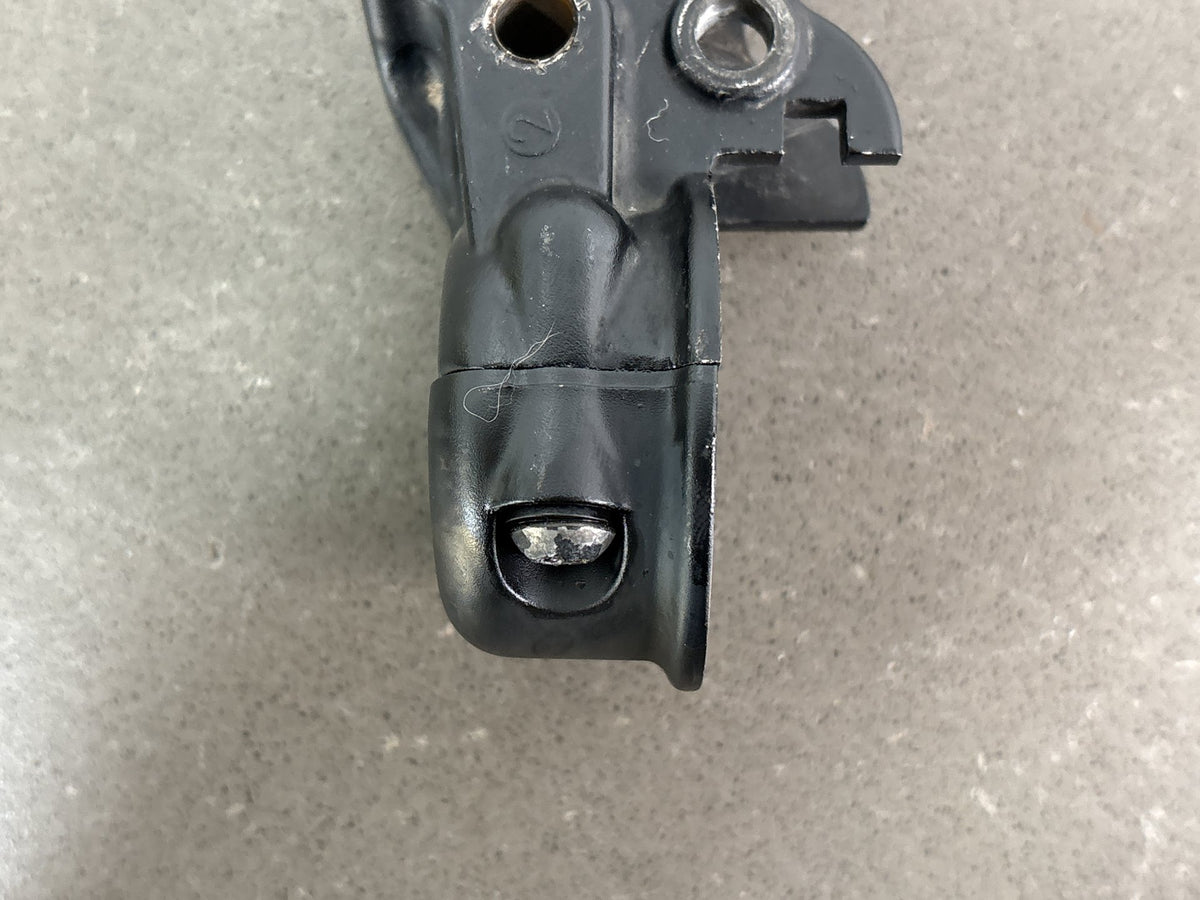 2004-2013 Harley Sportster XL883 XL1200 Clutch Lever Perch Bracket OEM 38671-04