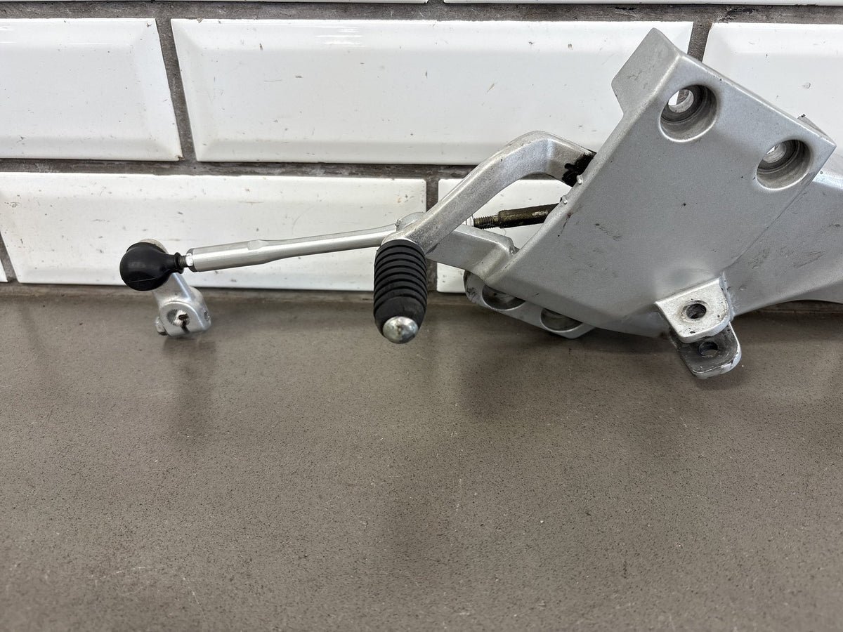 2006-2011 Yamaha FJR1300A Rearsets Brackets Pair Shift Lever Brake Pedal Silver