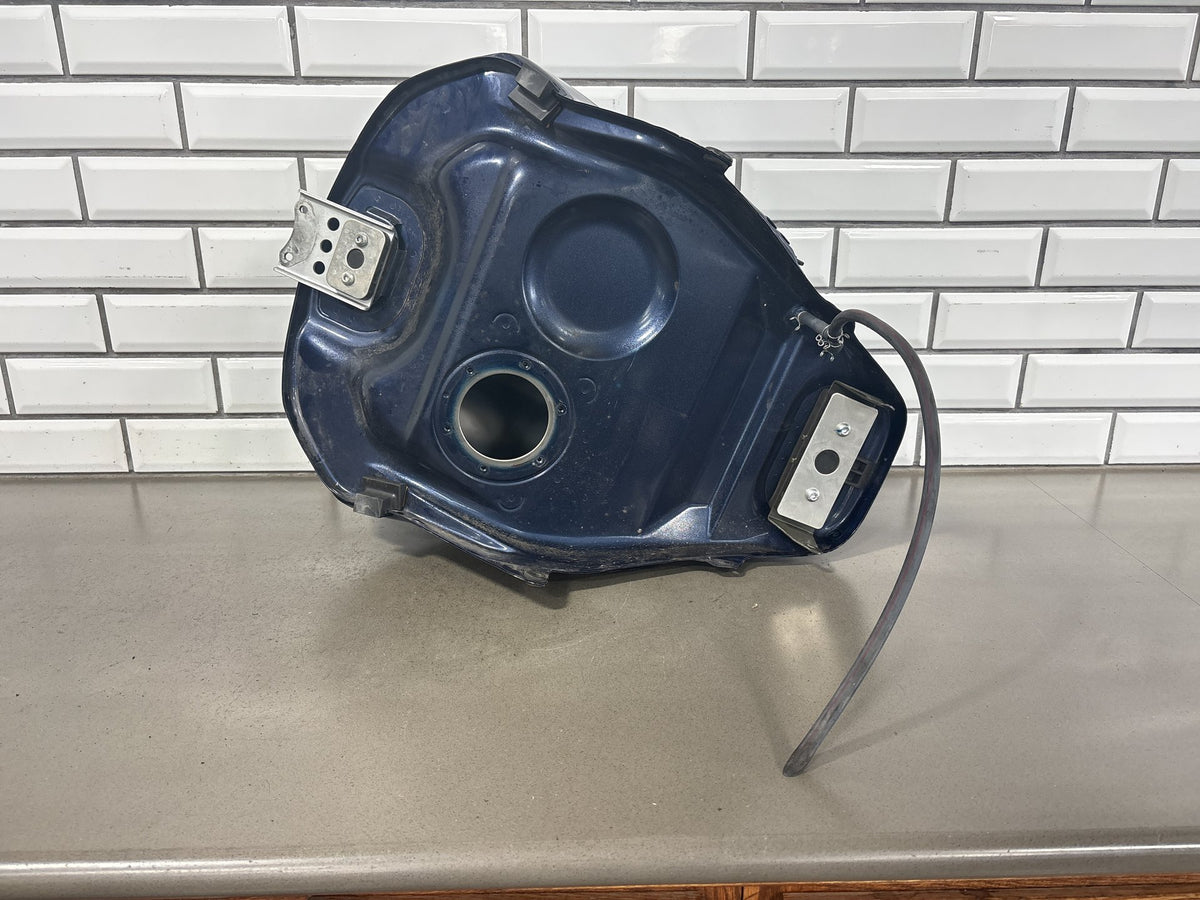 2006 Yamaha FJR1300 Fuel Gas Tank Cobalt Blue With Emblems OEM 3P6-Y2410-00-01