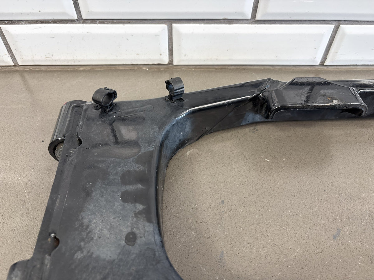 2002-2006 Harley Road King FLHR FLHRI FLHRCI FLHRS Swingarm Black OEM 47549-02A