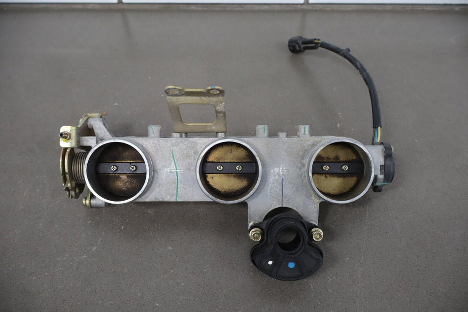 1999-2004 Triumph Sprint 955i RS Throttle Bodies Air Intake TPS OEM Sprint RS