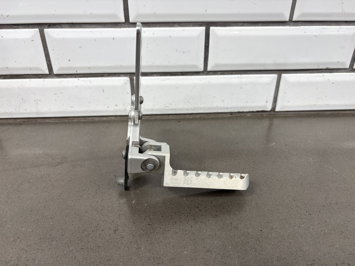 2004-2010 Aprilia RSV1000R Tuono Front Footpeg Brackets Knight Design Lower Pegs