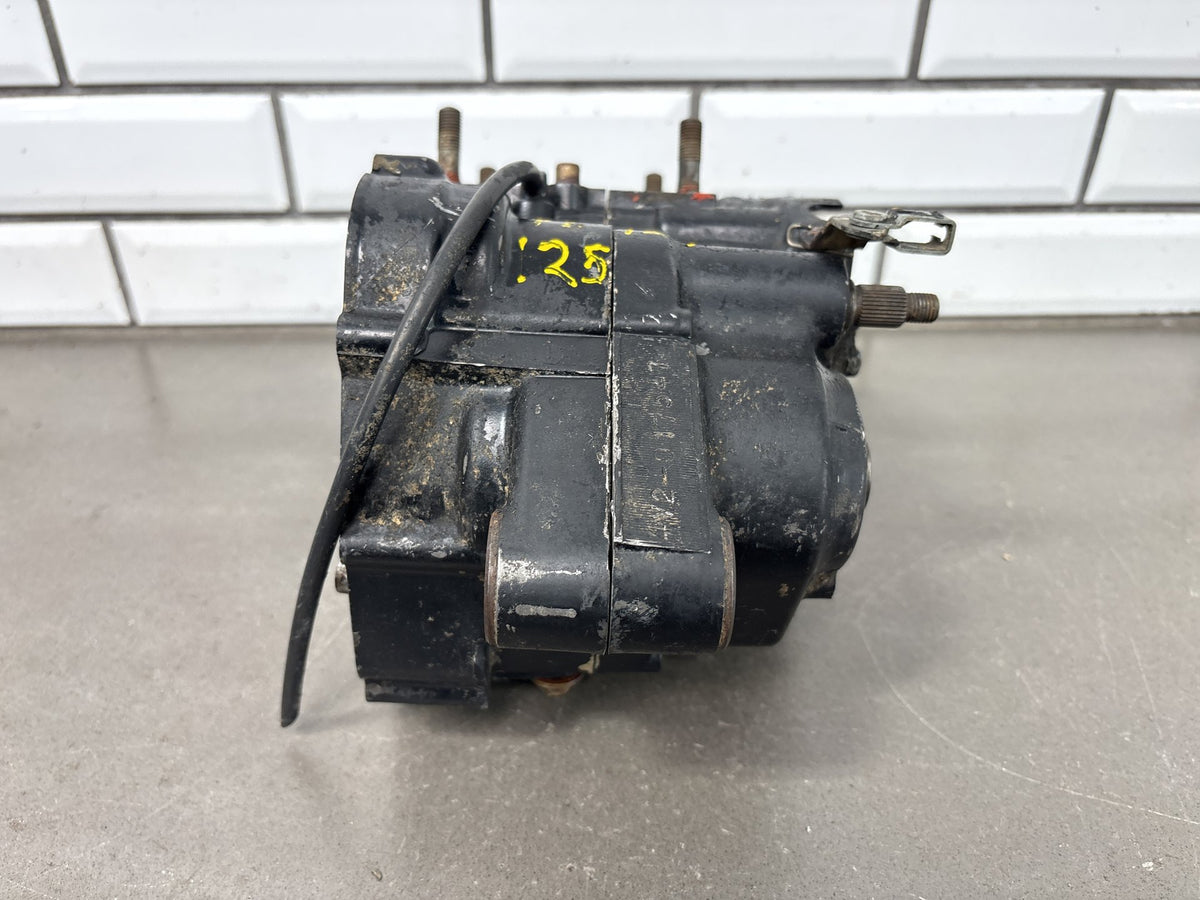 1981 Yamaha YZ125 Engine Crankcases Center Cases OEM