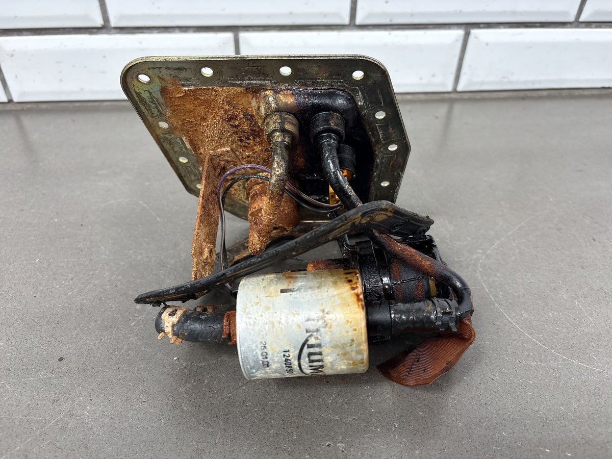 2000 Triumph Tiger 900 T709 Fuel Pump OEM