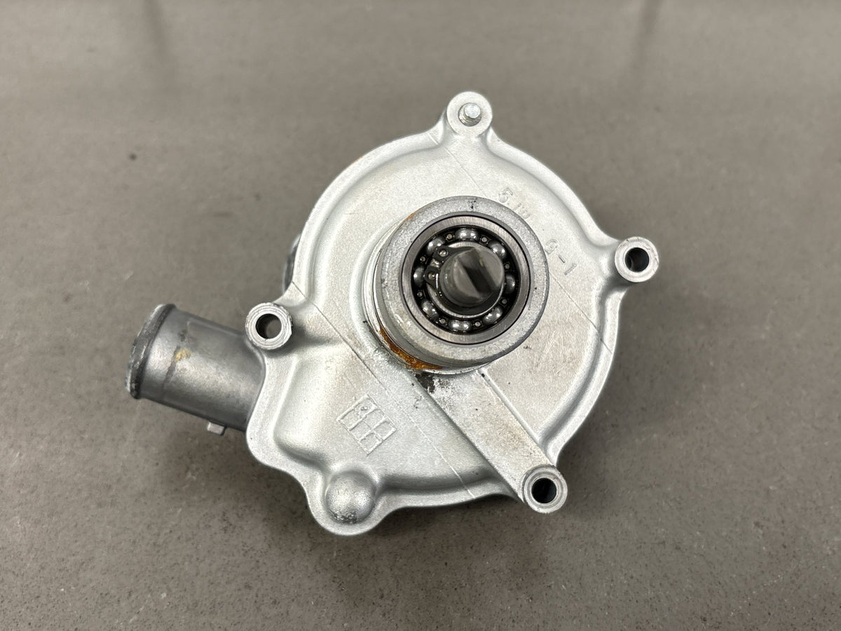 2006-2012 Yamaha FJR1300 Water Pump Assembly OEM 5JW-12421-10-00