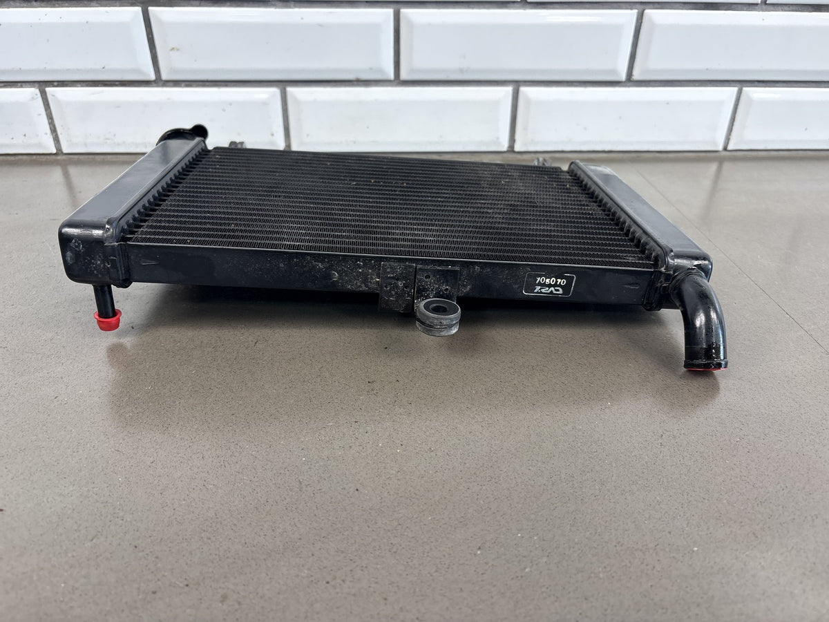 1999-2007 Yamaha YZF600R 3K Mile Radiator With Cap Engine Cooling Black OEM