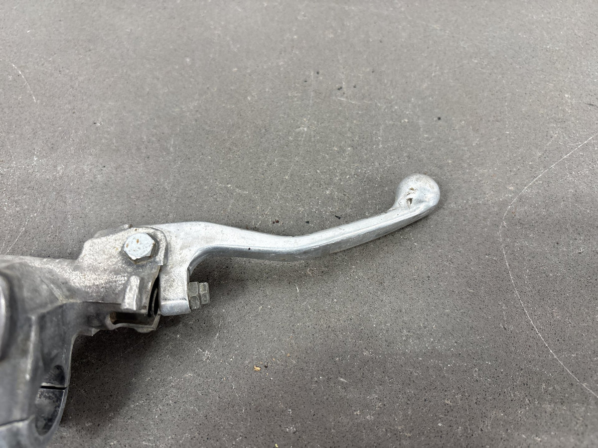 00-24 Suzuki DRZ400SM DRZ 400 Front Right Brake Master Cylinder Assembly