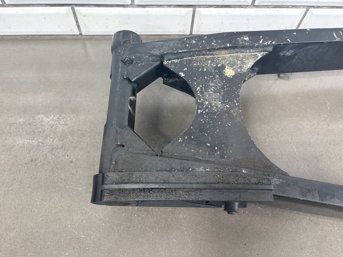 1990-1993 Kawasaki Ninja ZX-11 ZX1100C Swingarm Swing Arm OEM 33001-1351
