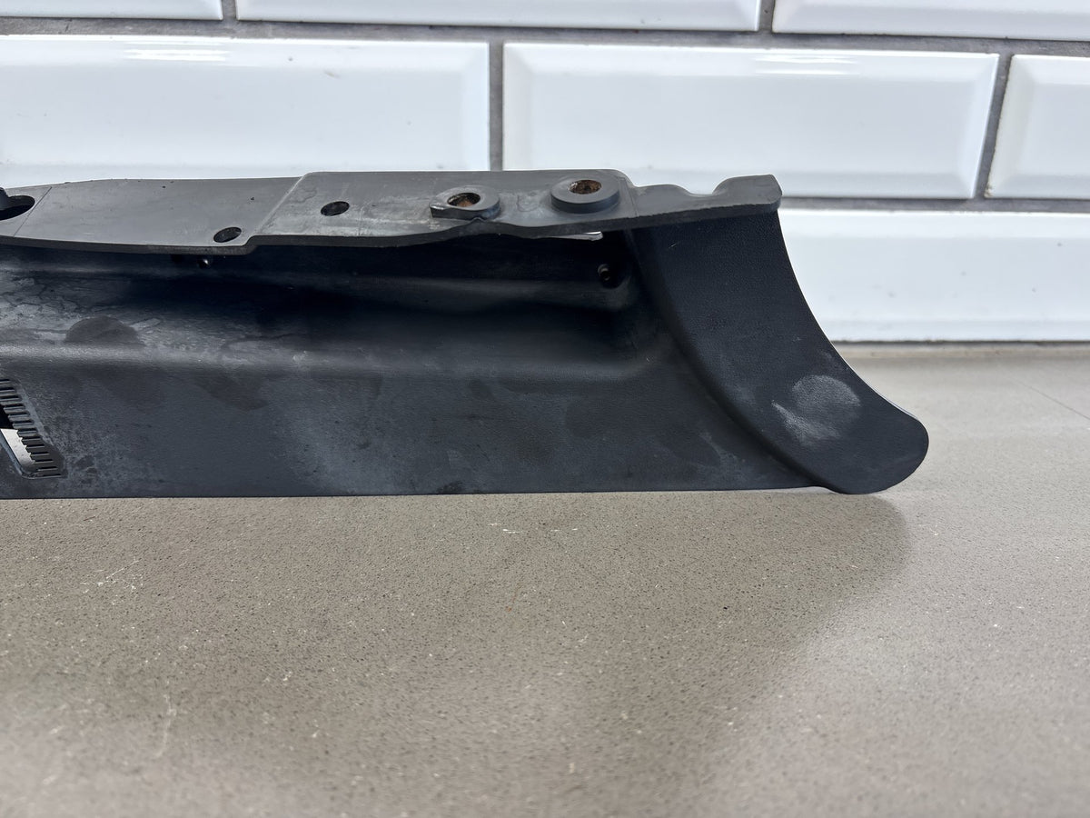 Lower Belt Guard Debris Deflector - Harley Touring FLHR FLHT FLTR 2002-2004