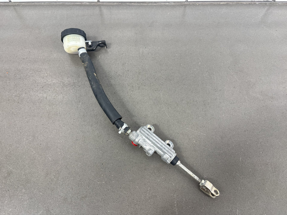 1990-93 Kawasaki ZX-11 ZX1100C Rear Brake Master Cylinder Reservoir 43015-1418
