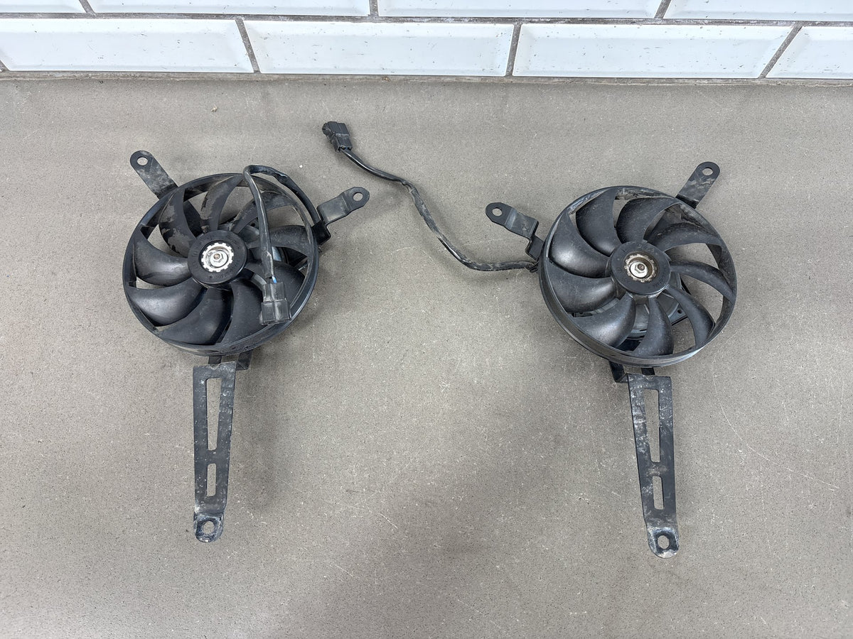 2006-2011 Yamaha FJR1300A Radiator Cooling Fans Pair Black OEM 3P6-12405-00-00