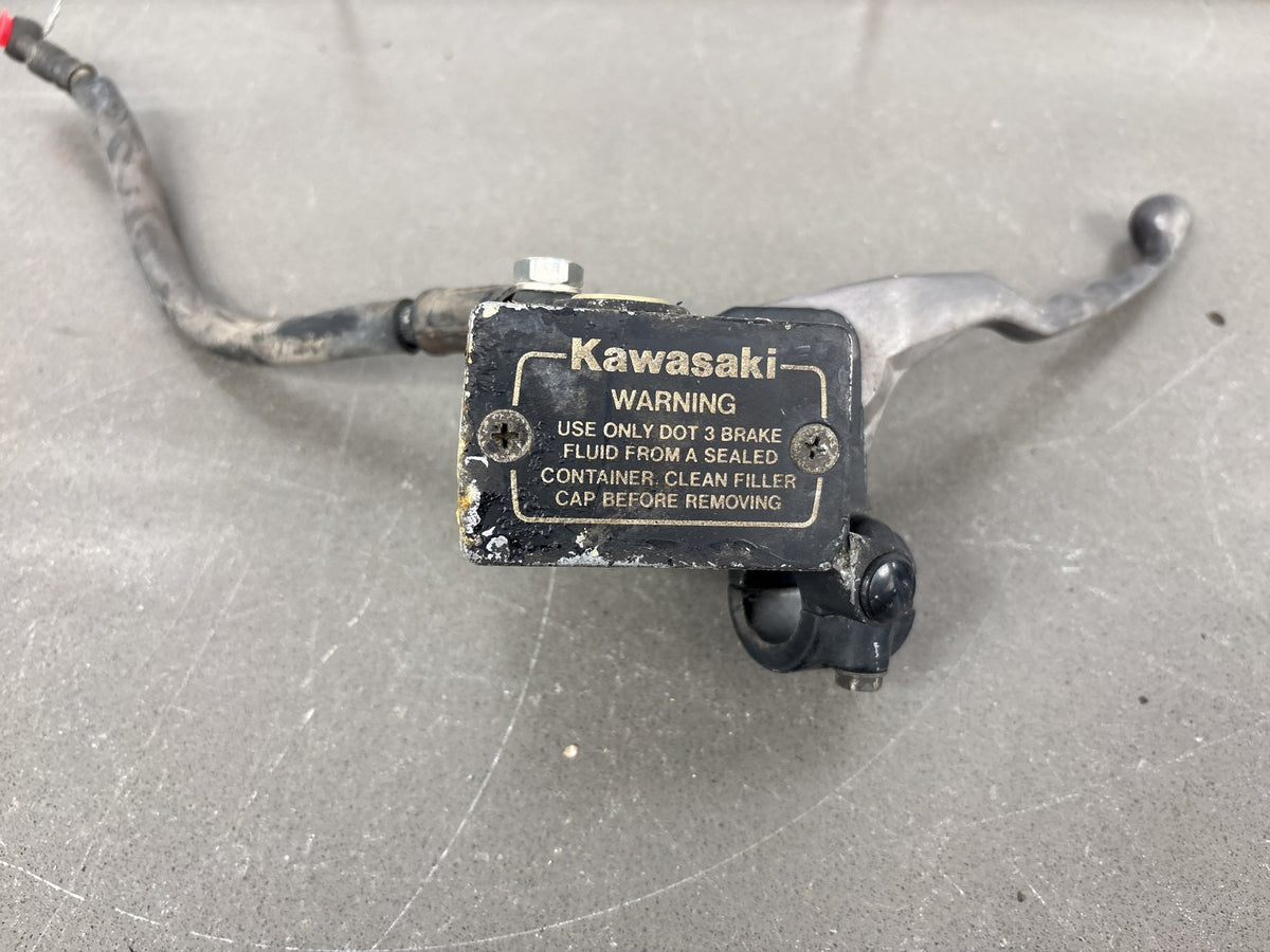 1983 Kawasaki GPZ750 ZX750A Front Brake Master Cylinder with Lines OEM