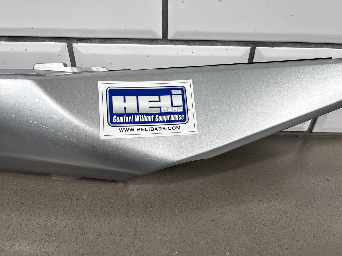 2010-2014 Kawasaki Concours 14 ZG1400 Right Tail Side Cover 36040-0104