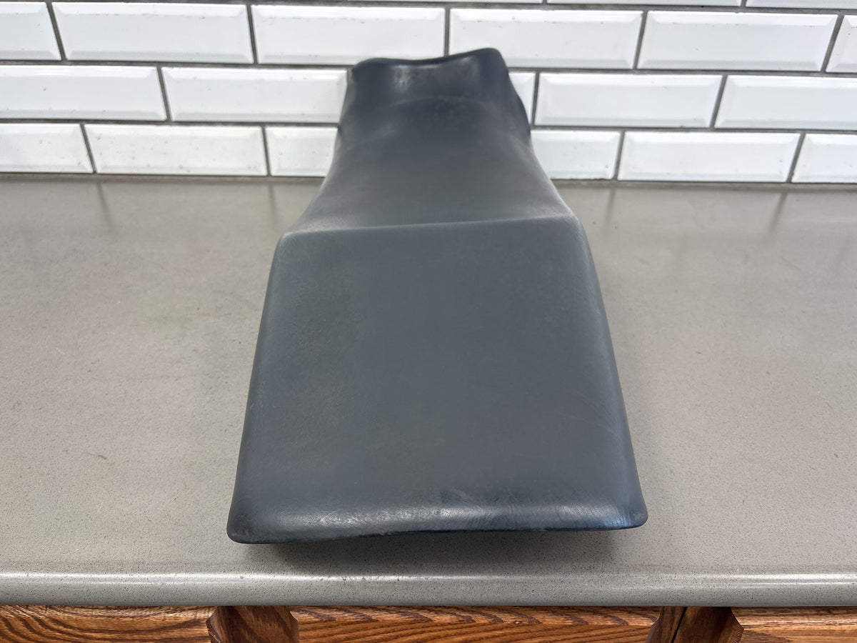 1990-1993 Kawasaki Ninja ZX-11 ZX1100C Seat Saddle OEM 53001-1596-MA