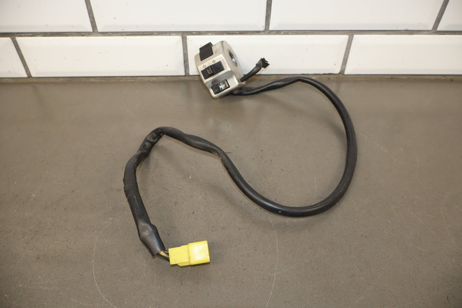 2001-02 Suzuki VL800 Volusia Left Switch OEM 37400-48E30