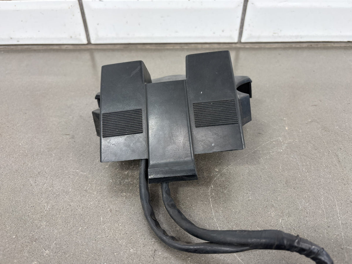1983 Kawasaki GPZ750 ZX750A Indicator Light Panel Dash Housing OEM