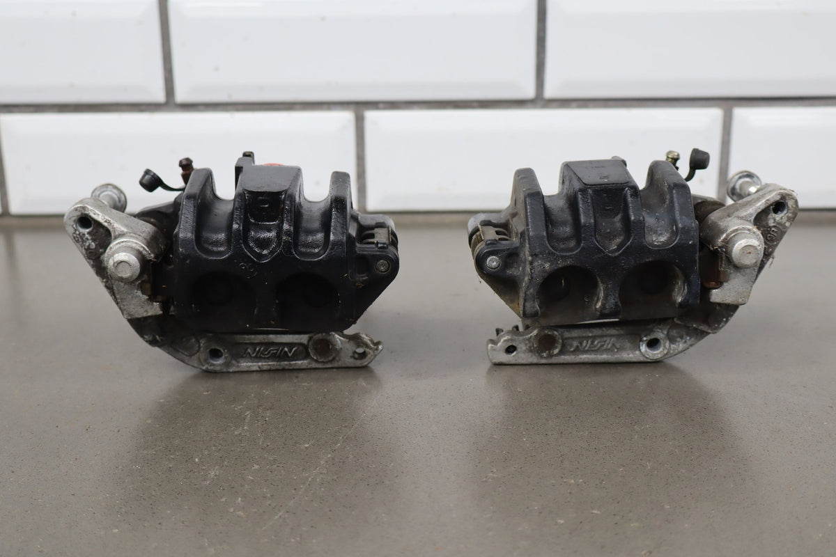 2000 Triumph Tiger 900 T709 Front Caliper Pair OEM