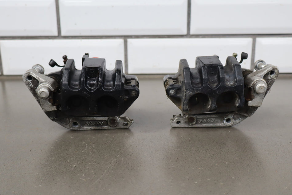 2000 Triumph Tiger 900 T709 Front Caliper Pair OEM