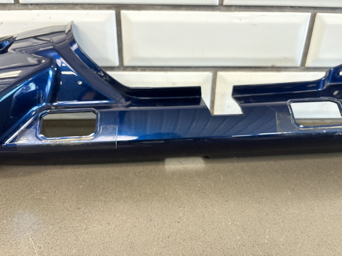 2006-2013 Yamaha FJR1300 Right Tail Side Cover Blue Cracked OEM 3P6-2472K