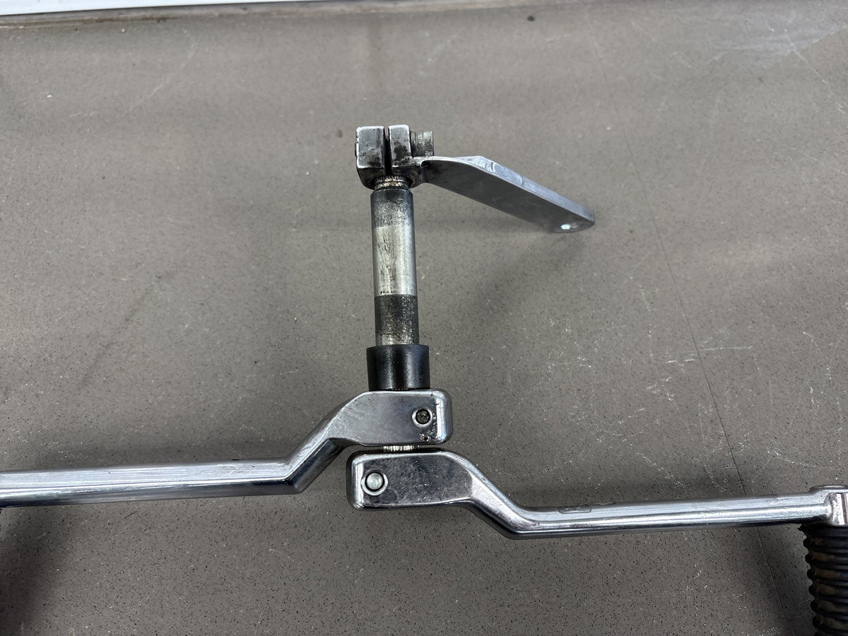 1999-2006 Harley Road King FLHR FLHRI FLHRCI FLHRS Shift Lever OEM 33895-82D