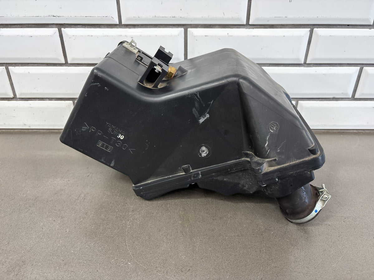 2004-2011 Yamaha FJR1300 FJR1300A Airbox Air Cleaner Box Intake Boots Black OEM
