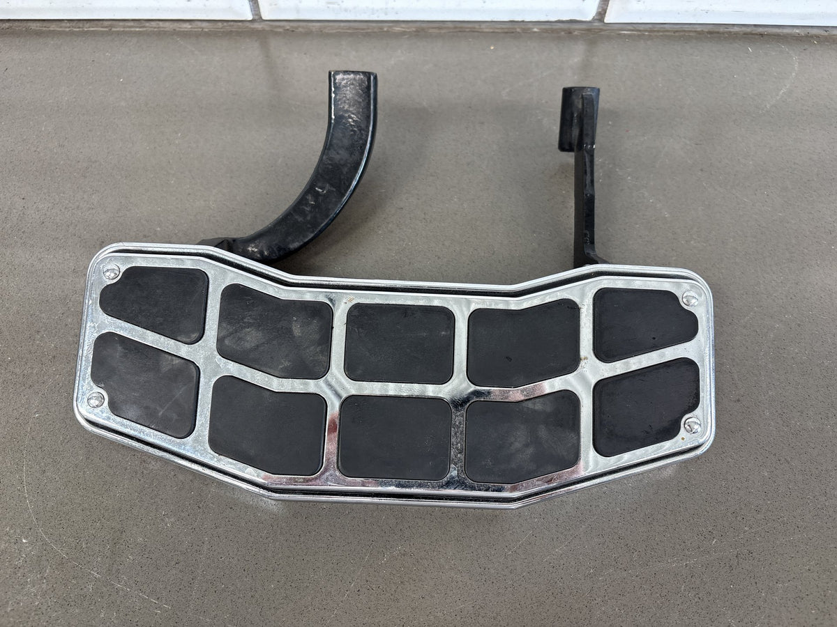 1993-2008 Harley Touring FLHR FLHT FLTR Driver Floorboards Pair Grid Inserts OEM
