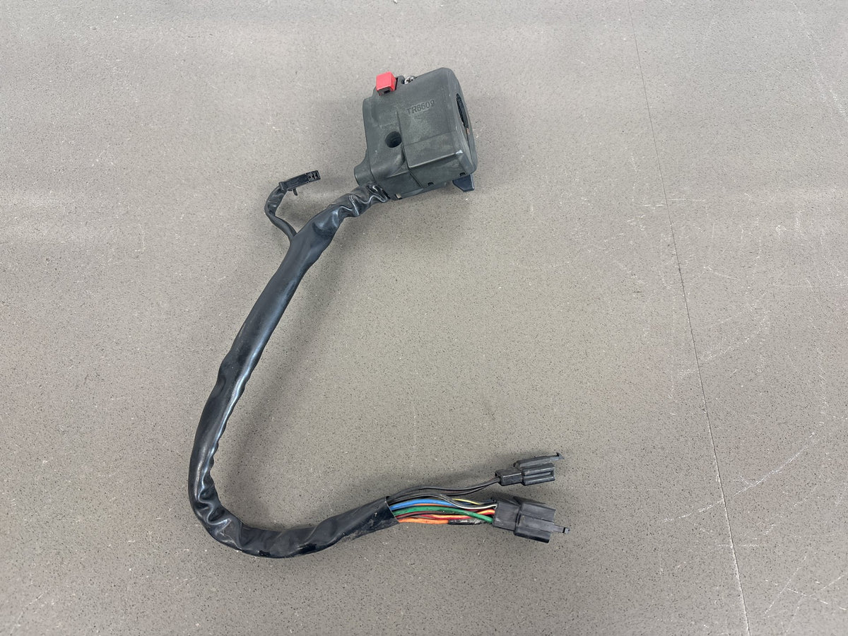 1990-1993 Kawasaki Ninja ZX-11 ZX1100C Left Handlebar Switch Housing 46091-1533