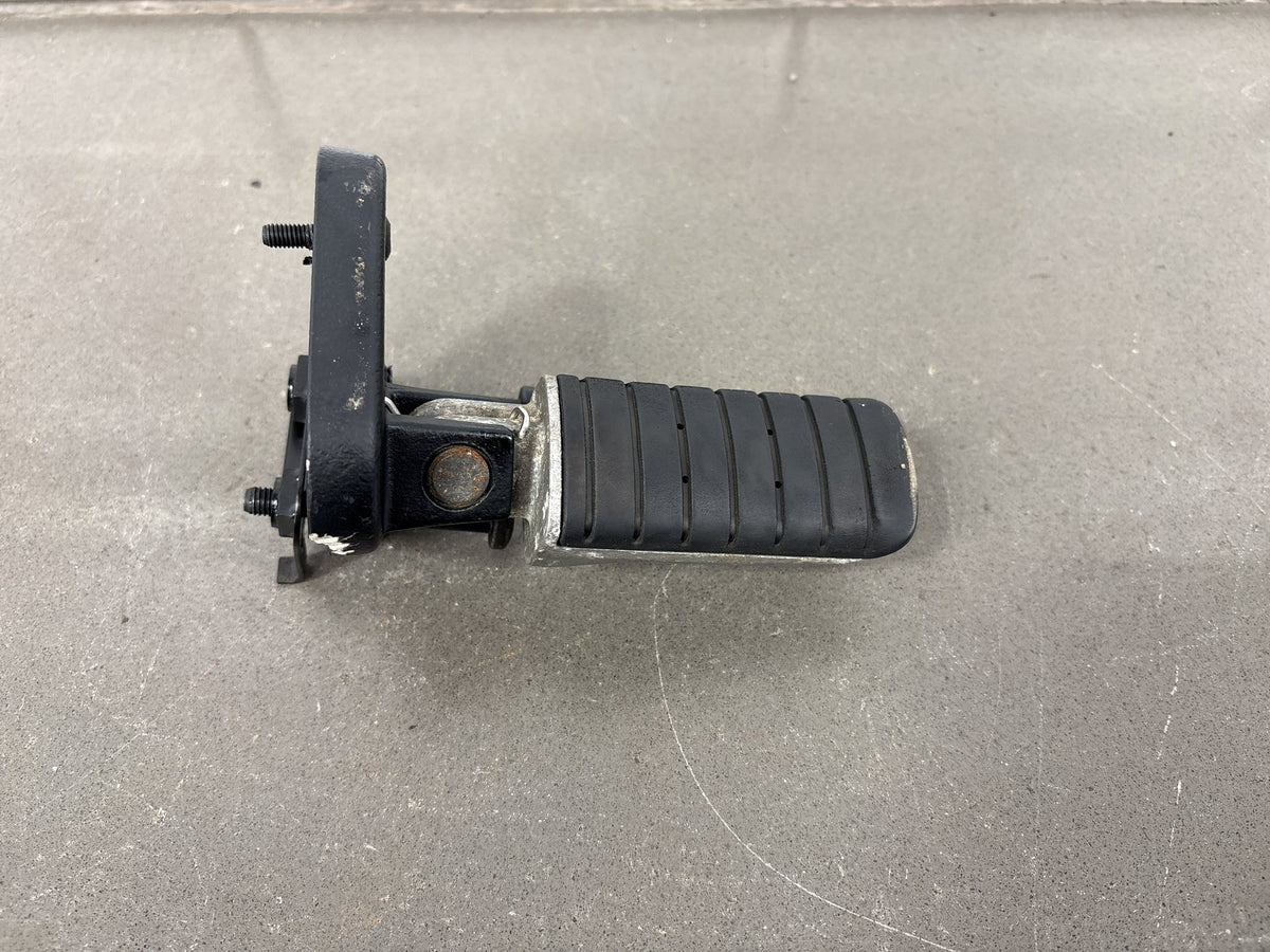 2000 Triumph Tiger 900 T709 Rearsets OEM