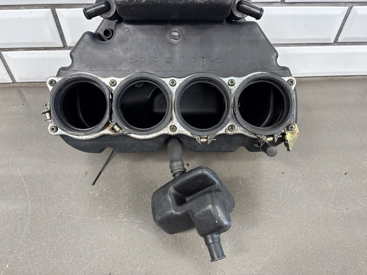 1999-2002 Yamaha YZF-R6 Airbox Air Box Intake Housing OEM