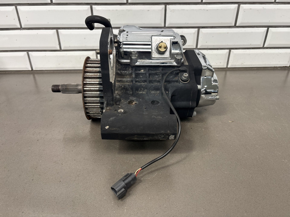 2004 Harley Heritage Softail FLSTC 5 Speed Transmission Chrome & Black 33006-04