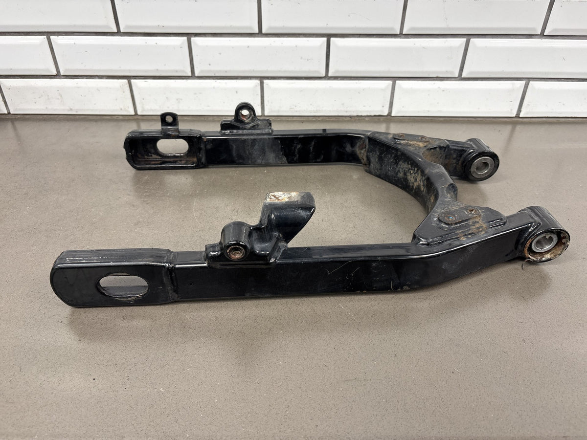 06-09 Harley Dyna FXD FXDB FXDC FXDL FXDWG FXDF OEM Swingarm Rear Fork 47820-06