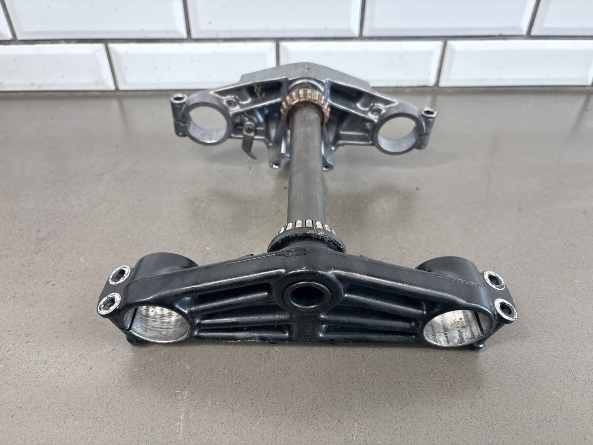 1990-1993 Kawasaki ZX-11 ZX1100C Triple Tree Clamp Set With Stem OEM 44039-1200