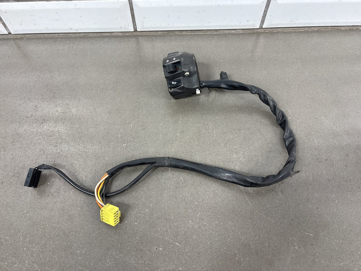 03-09 Suzuki SV650 Left Handlebar Switch Housing OEM 37400-17G10