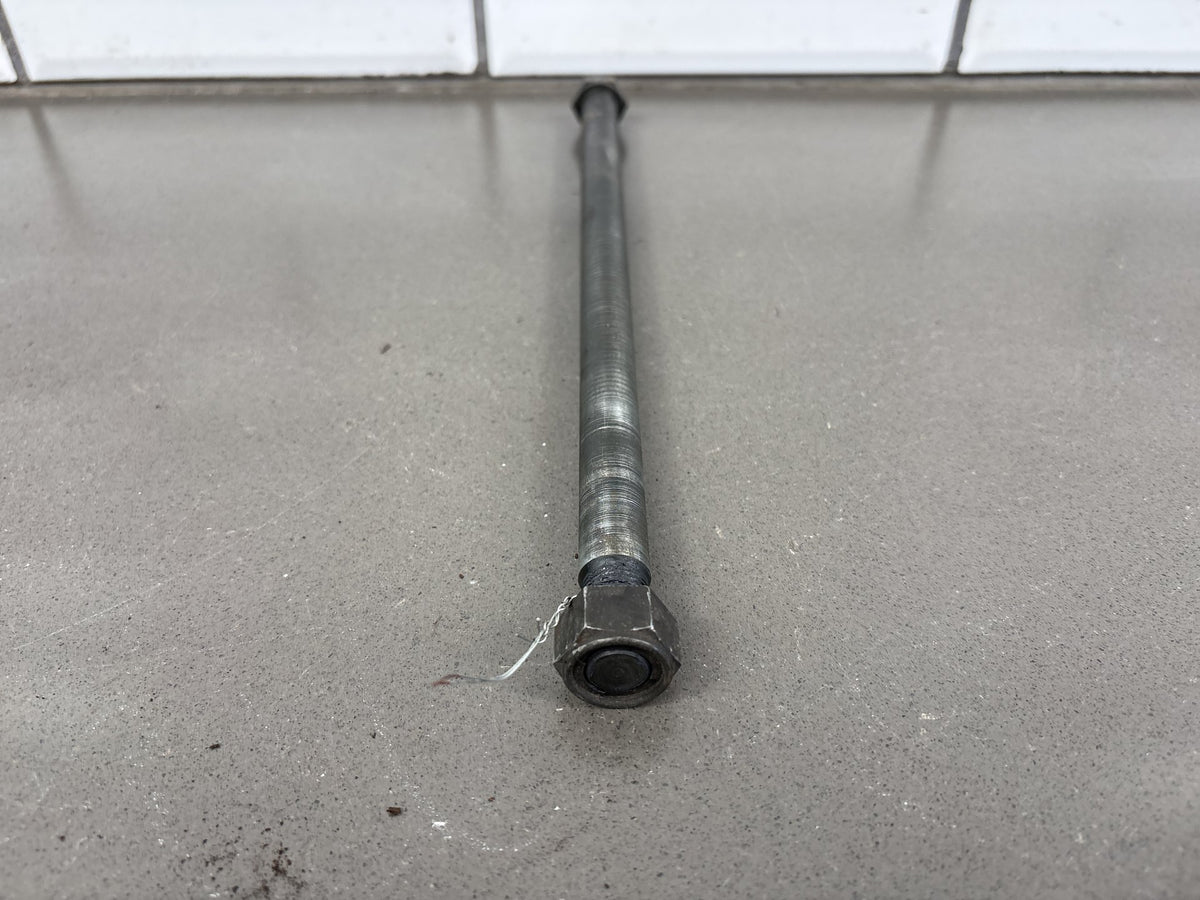 1983 Kawasaki GPZ750 ZX750A Rear Axle OEM