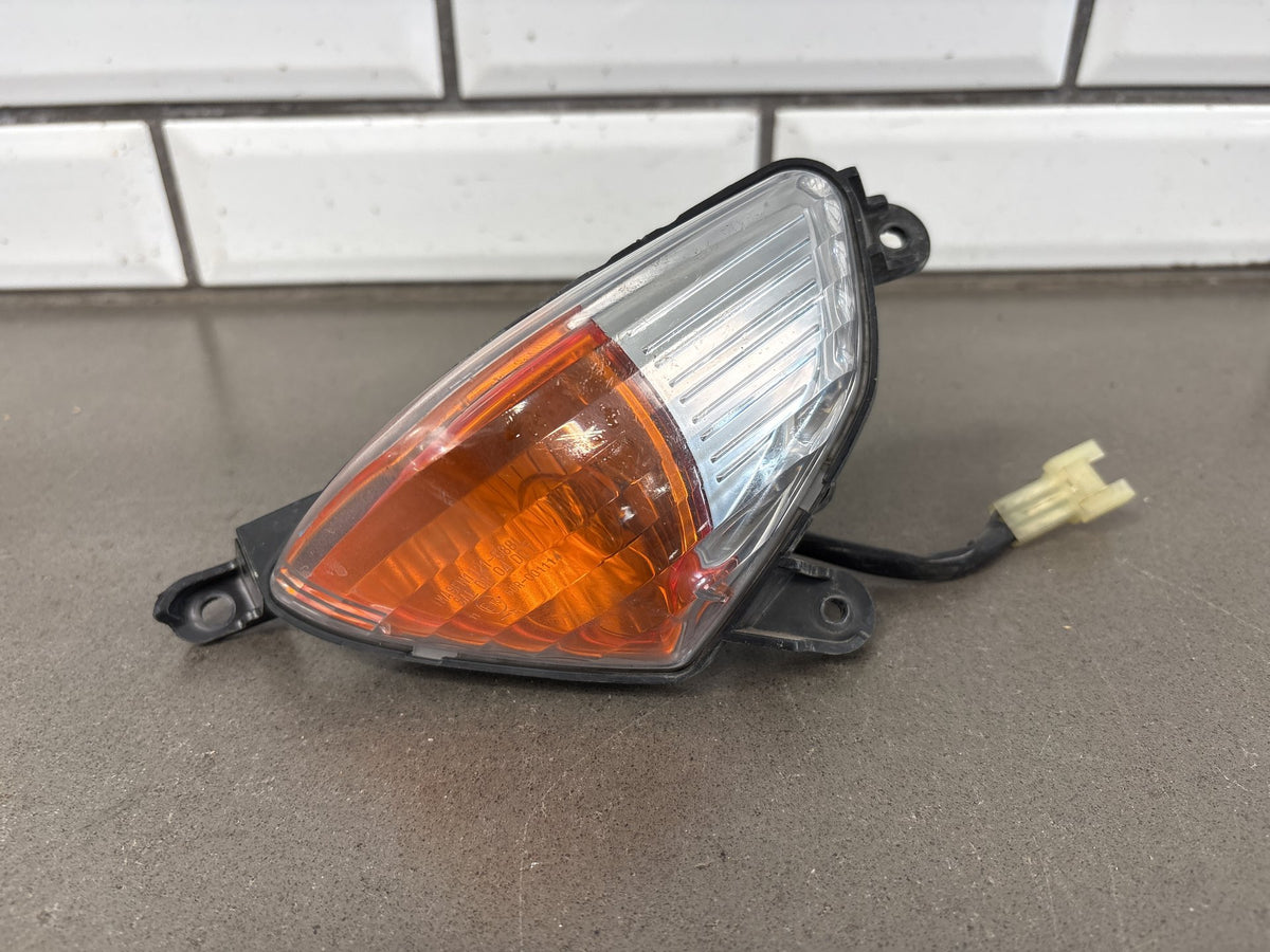 2006-2011 Yamaha FJR1300 Front Turn Signals Pair Left Right OEM 3P6-83310-00-00