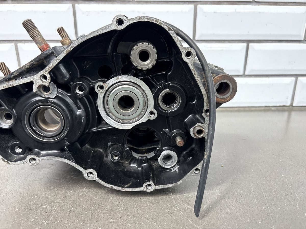 1981 Yamaha YZ125 Engine Crankcases Center Cases OEM