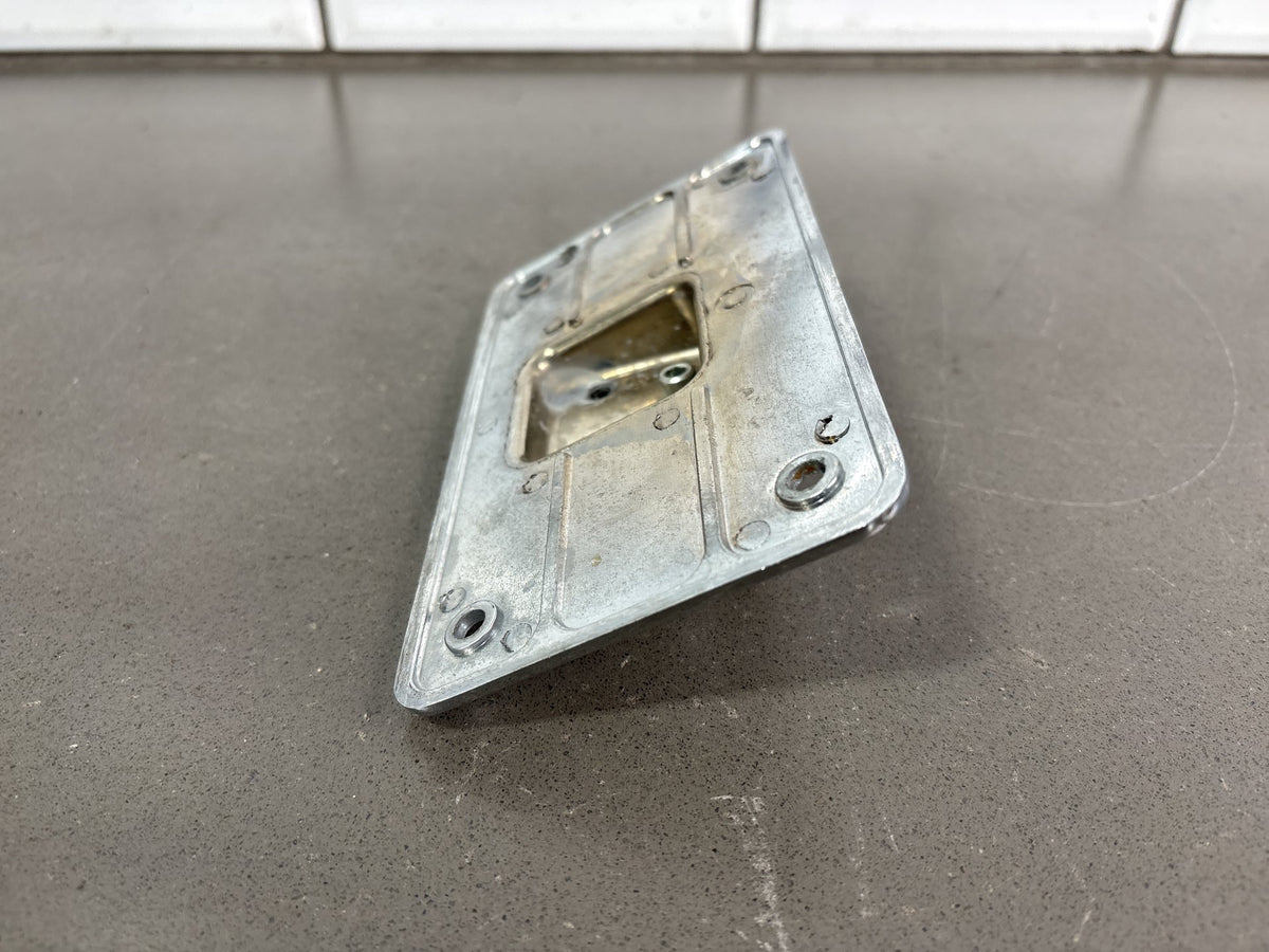 00-06 Heritage Softail 06-17 Dyna Harley License Plate Bracket 59984-73