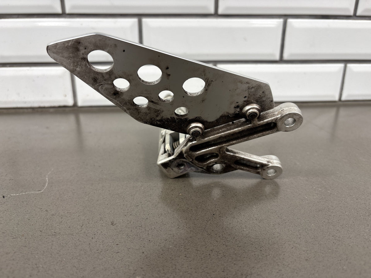 2004-2010 Aprilia RSV1000R Tuono Front Footpeg Brackets Knight Design Lower Pegs