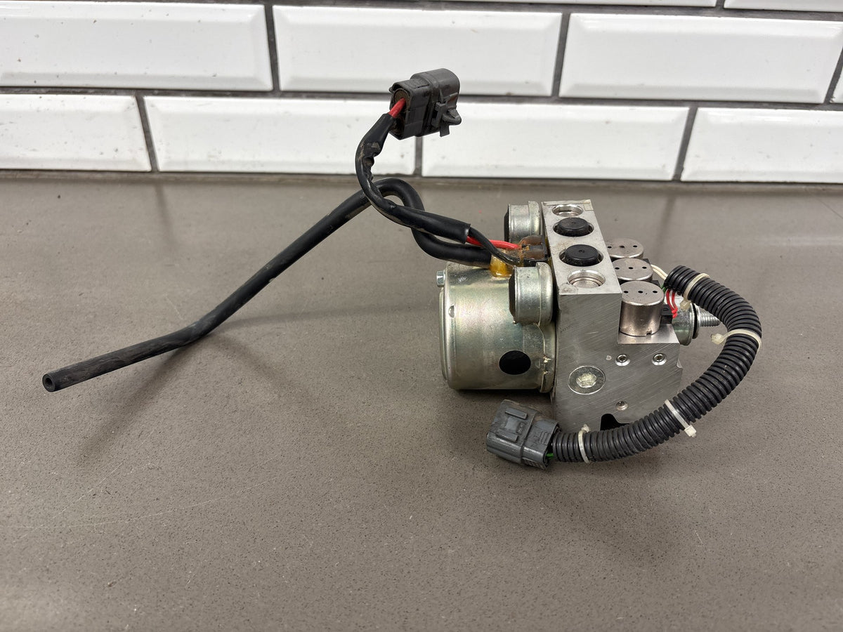 2006-2007 Yamaha FJR1300 ABS Pump Hydraulic Unit Modulator OEM 3P6-85930-00-00