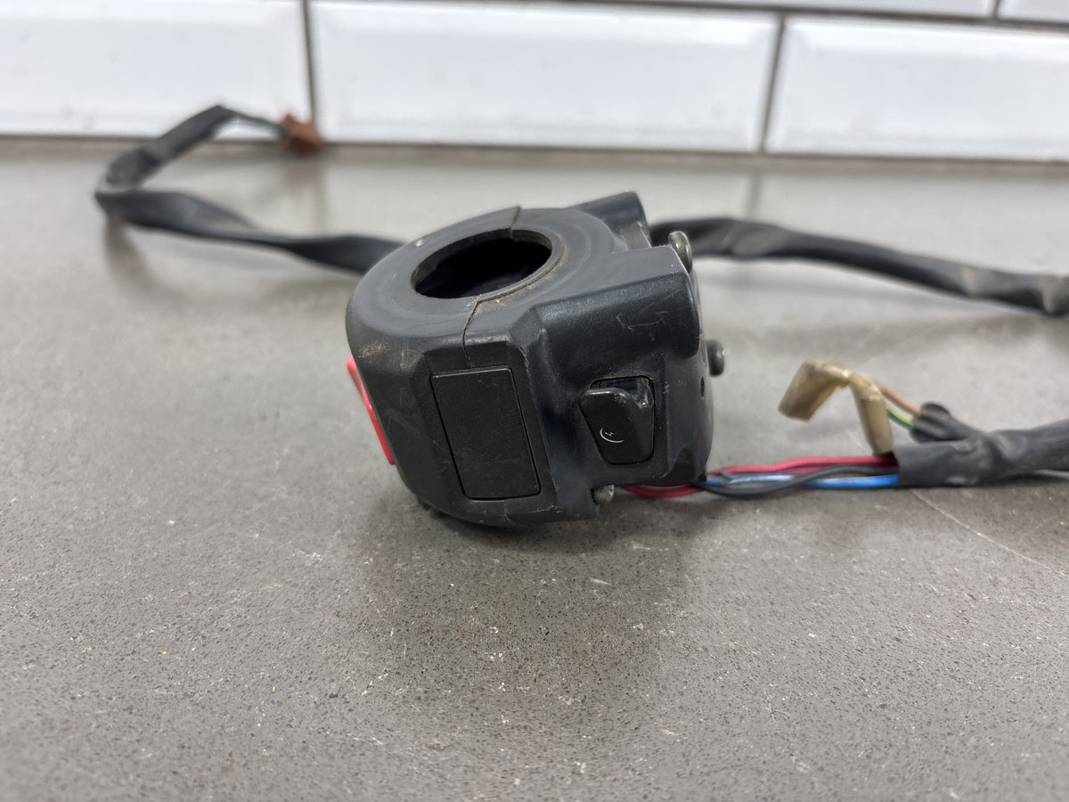 1999-2002 Yamaha YZF-R6 Right Handlebar Start Kill Switch OEM