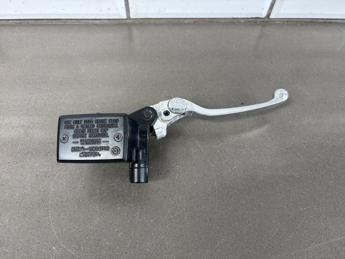 2006-2011 Yamaha FJR1300 Front Brake Master Cylinder Lever OEM 3P6-W2587-10-00