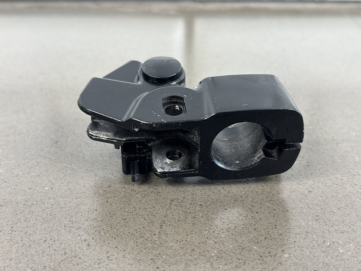 1999-2007 Yamaha YZF600R Clutch Lever Perch Holder OEM 29L-82911-01-00