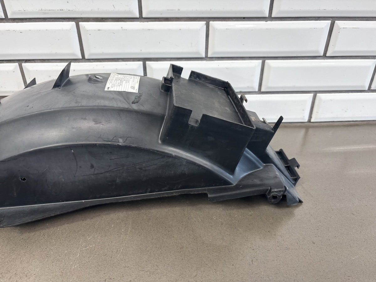 1990-1993 Kawasaki Ninja ZX-11 ZX1100C Rear Inner Fender Undertail 35023-1257