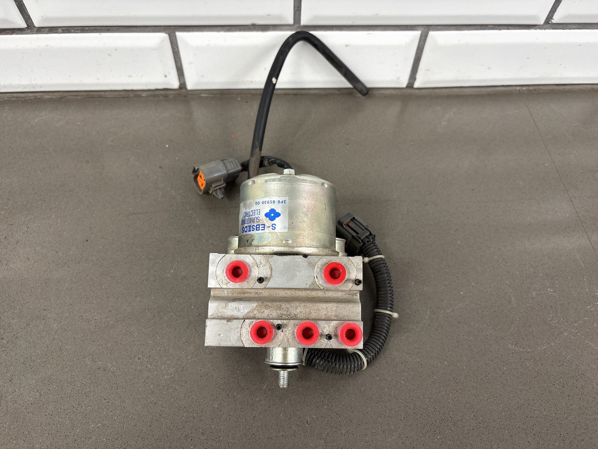 2006-2007 Yamaha FJR1300 ABS Pump Hydraulic Unit Modulator OEM 3P6-85930-00-00