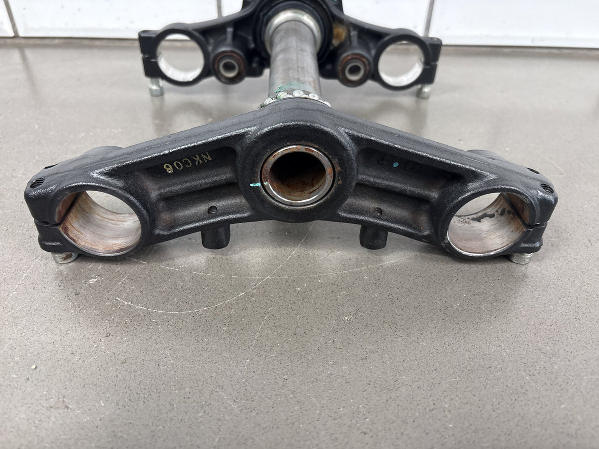 17-25 Kawasaki Ninja 650 EX650 Upper Lower Triple Tree Steering Stem (Black)