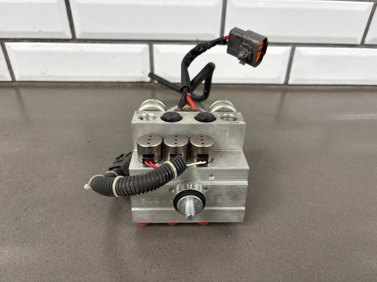 2006-2007 Yamaha FJR1300 ABS Pump Hydraulic Unit Modulator OEM 3P6-85930-00-00